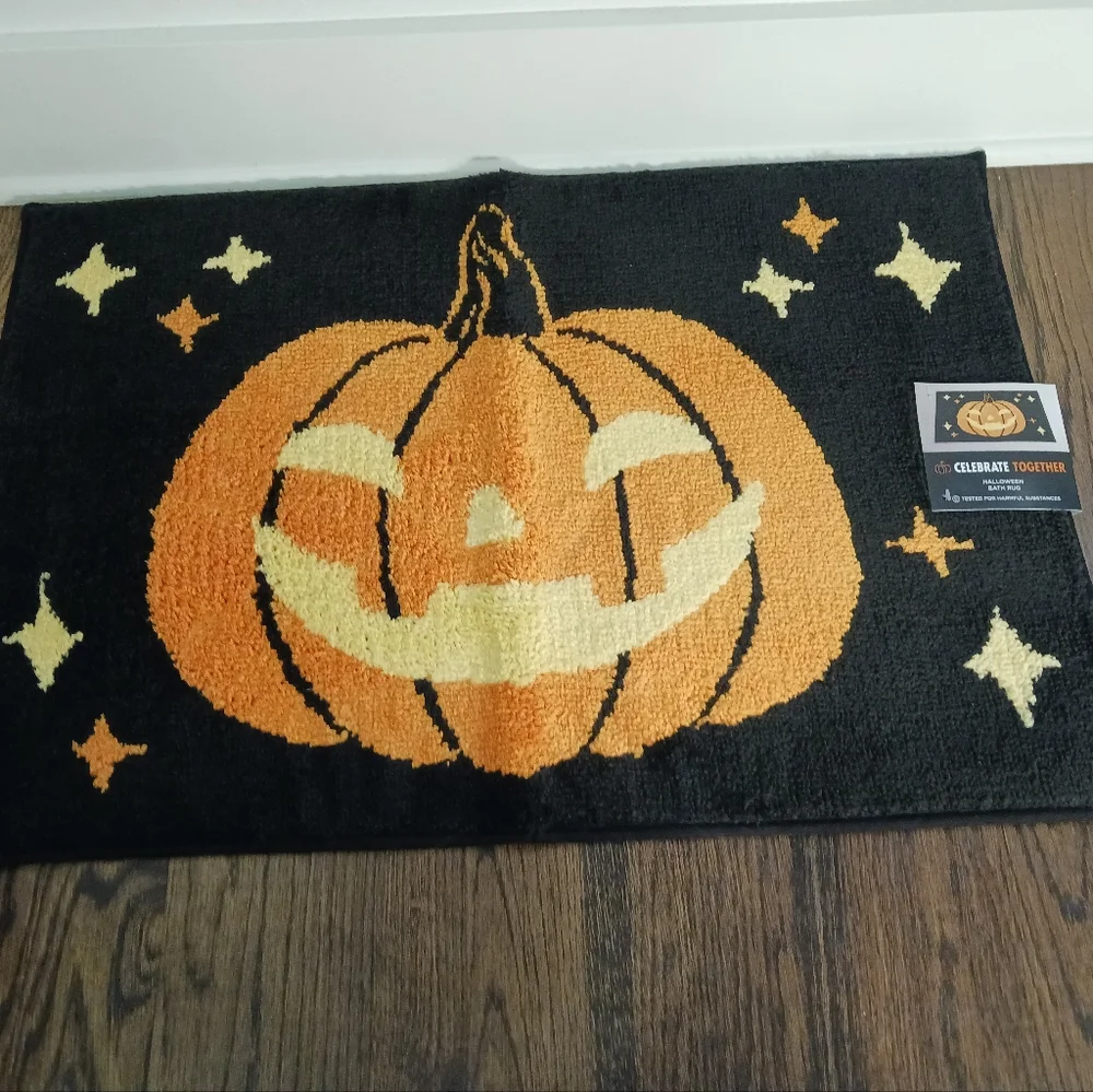 Jack-o-lantern bathmat